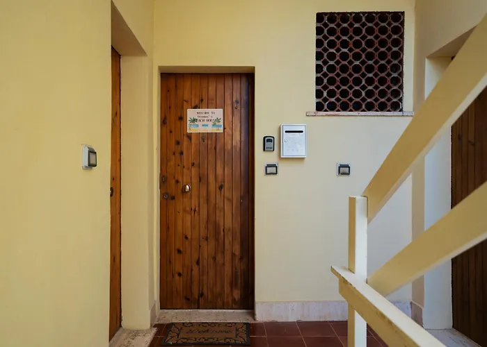 Derudas\'S House
